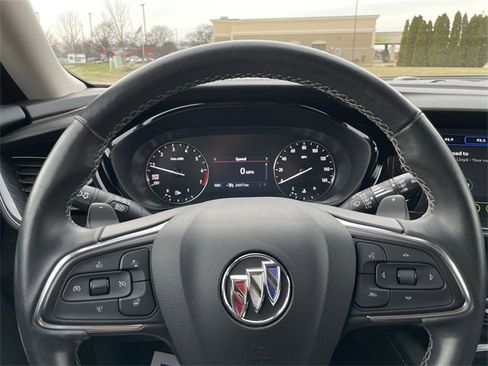 Used 2023 Buick Envision Preferred image 22