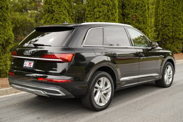 Used 2022 Audi Q7 3.0T Premium Plus w/ Premium Plus Package AWD/4WD image 11