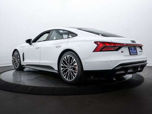 New 2026 Audi S e-tron GT Premium Plus image 5