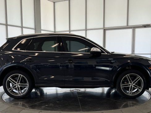 Used 2018 Audi SQ5 Premium Plus w/ Navigation Package AWD/4WD image 8