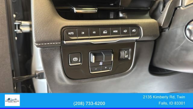 Used 2024 Cadillac Escalade Sport w/ LPO, ONYX Package AWD/4WD image 21