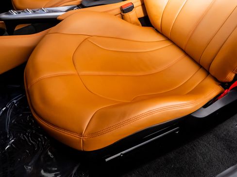 Used 2022 Ferrari F8 Tributo image 21