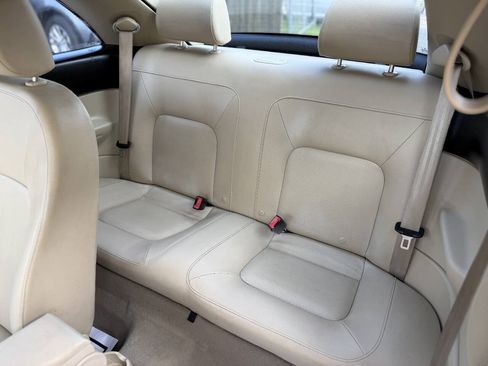 Used 2008 Volkswagen Beetle S FWD image 14