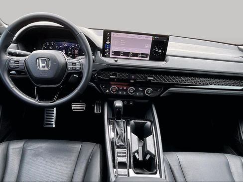 Used 2024 Honda Accord Sport image 15