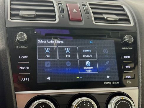 Used 2016 Subaru Crosstrek 2.0i Premium image 16