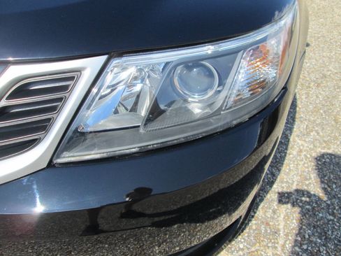 Used 2008 Saab 9-3 2.0T w/ Moonroof Package FWD image 27