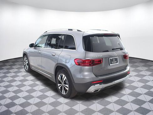 New 2026 Mercedes-Benz GLB 250 image 3
