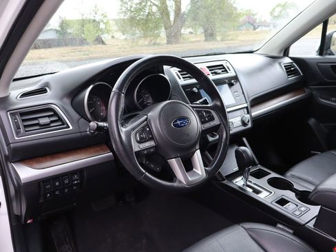 Used 2015 Subaru Outback 2.5i Limited image 15