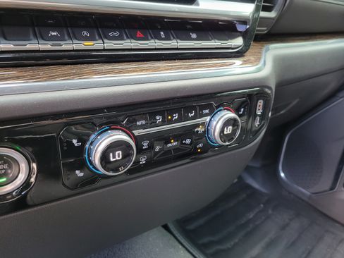 Used 2023 GMC Sierra 1500 Elevation RWD image 18