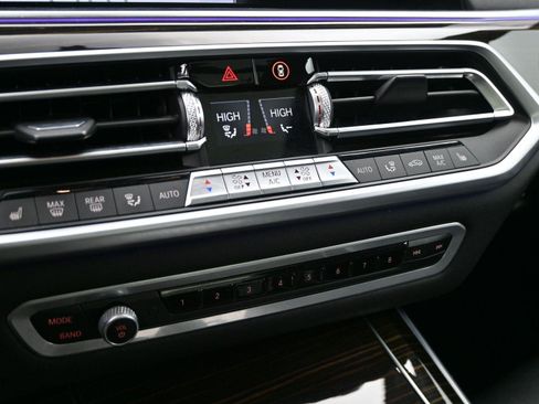 Used 2021 BMW X5 xDrive40i w/ Premium Package image 7