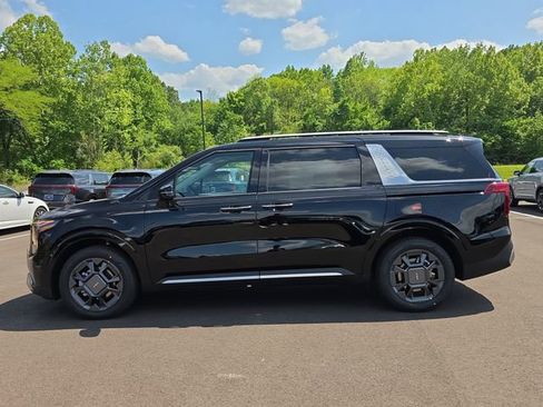 New 2026 Kia Carnival SX FWD image 2