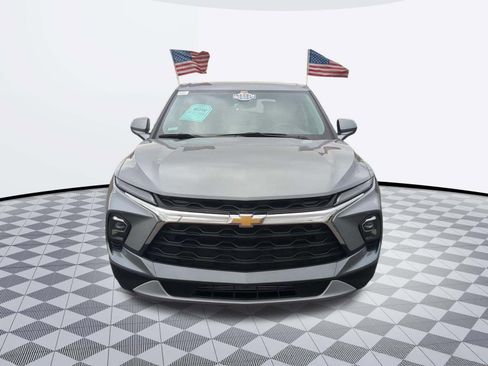 Used 2023 Chevrolet Blazer LT w/ Driver Confidence Package FWD image 3
