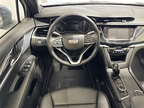 Certified 2024 Cadillac XT6 Premium Luxury w/ LPO, Floor Liner Package image 16