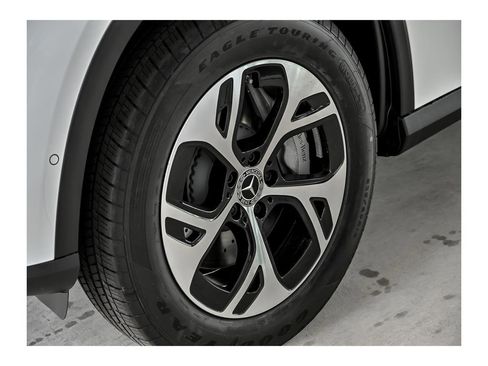 New 2026 Mercedes-Benz GLC 350e 4MATIC image 5