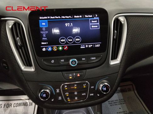 Used 2022 Chevrolet Malibu LT image 20