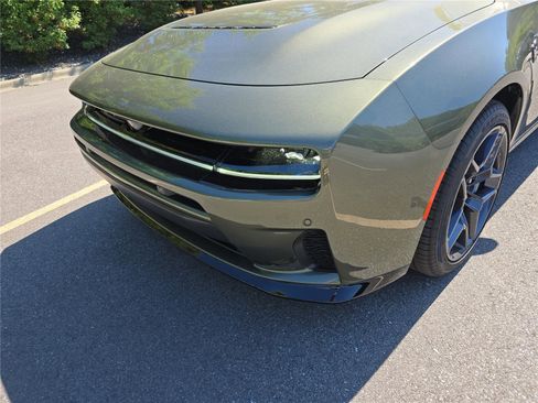Used 2026 Dodge Charger Scat Pack AWD/4WD image 9