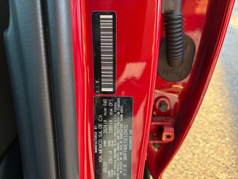 Used 2025 Kia K4 LXS FWD image 28