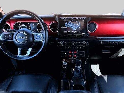 Used 2018 Jeep Wrangler Unlimited Rubicon AWD/4WD image 14