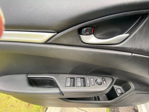 Used 2021 Honda Civic Sport image 12