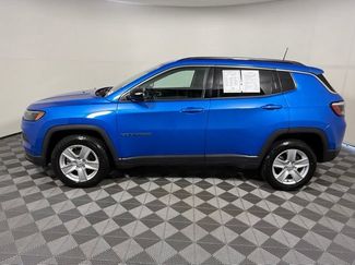 Used 2022 Jeep Compass Latitude w/ Convenience Group AWD/4WD video 3