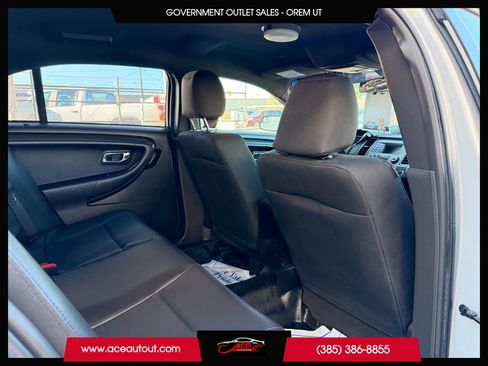 Used 2018 Ford Taurus Police Interceptor AWD image 8