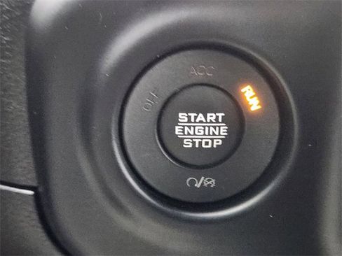 Used 2021 Jeep Wrangler Unlimited Sahara image 22