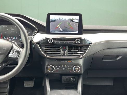 Used 2020 Ford Escape SE image 22