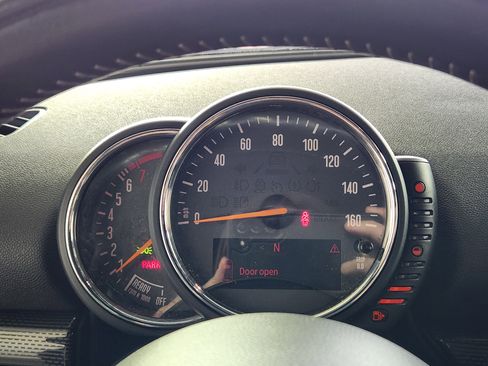 Used 2017 MINI Cooper Clubman S w/ Cold Weather Package AWD/4WD image 20
