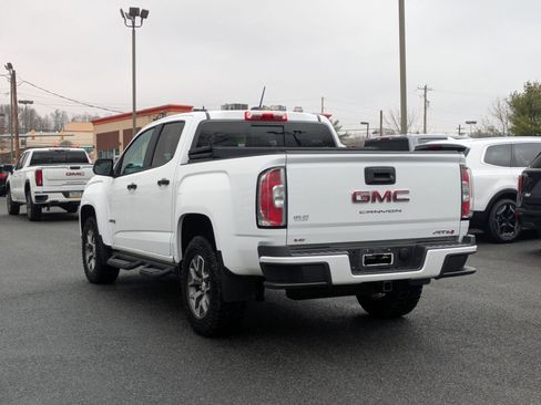 Used 2022 GMC Canyon AT4 w/ Trailering Package image 6
