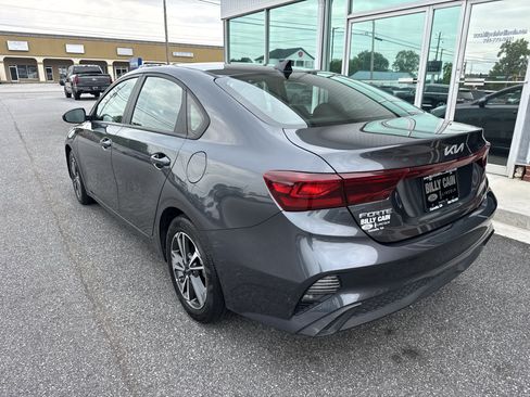 Used 2024 Kia Forte LXS FWD image 2