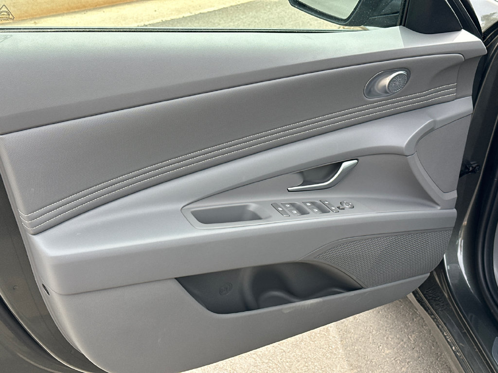 Certified 2026 Hyundai Elantra Sport FWD image 10