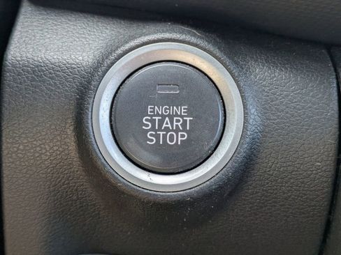 Used 2021 Hyundai Kona SEL AWD/4WD image 28
