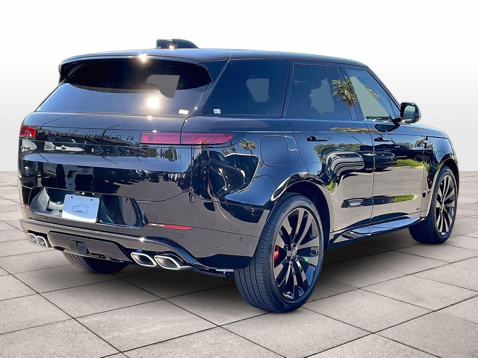 New 2026 Land Rover Range Rover Sport Dynamic SE AWD/4WD image 4
