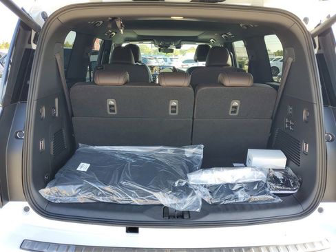 New 2026 Nissan Armada Platinum Reserve AWD/4WD image 3