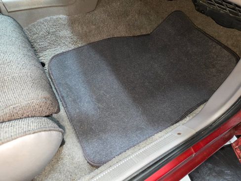 Used 1990 Ford Mustang LX image 73