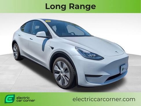 Used 2023 Tesla Model Y Long Range AWD/4WD image 1