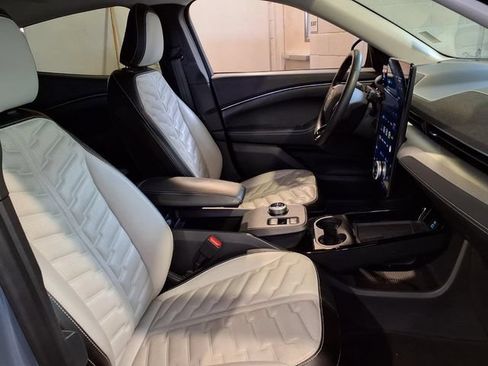 Used 2023 Ford Mustang Mach-E Select RWD image 28