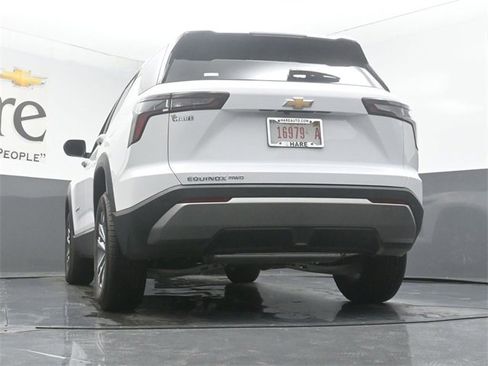 New 2026 Chevrolet Equinox LT w/ LPO, Floor Liner Package image 32