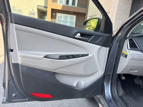 Used 2018 Hyundai Tucson SEL AWD/4WD image 14
