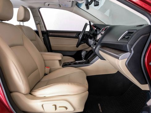 Used 2017 Subaru Outback 2.5i Limited image 31