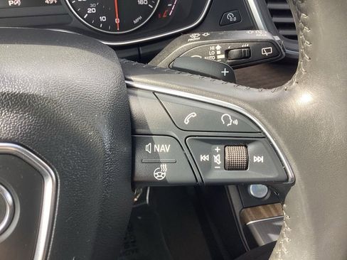 Used 2018 Audi Q5 2.0T Premium Plus w/ Premium Plus Package AWD/4WD image 22