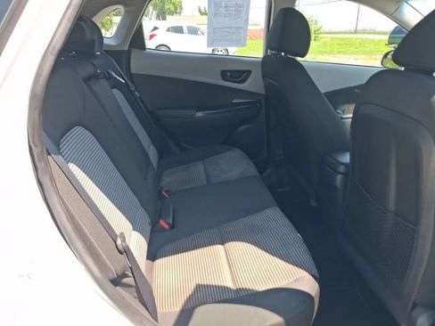 Used 2021 Hyundai Kona SE AWD/4WD image 30
