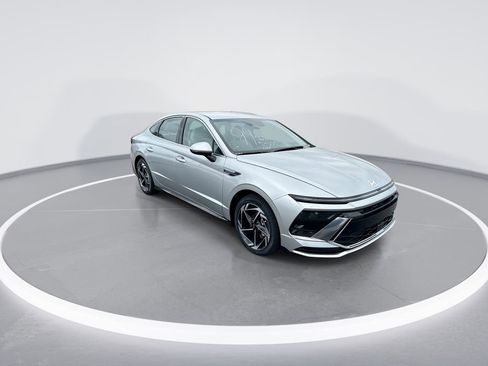 New 2026 Hyundai Sonata SEL AWD/4WD image 2