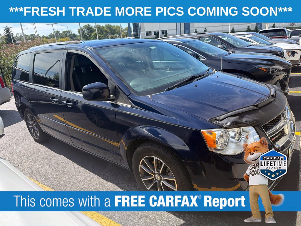Used 2016 Dodge Grand Caravan SXT FWD image 3