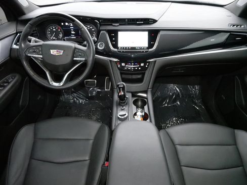 Certified 2024 Cadillac XT6 Sport w/ Technology Package image 10