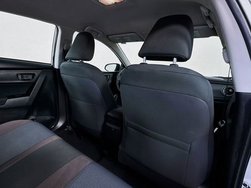 Used 2017 Toyota Corolla LE image 28