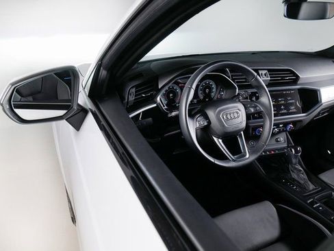 Certified 2023 Audi Q3 2.0T Premium Plus w/ Premium Plus Package image 24