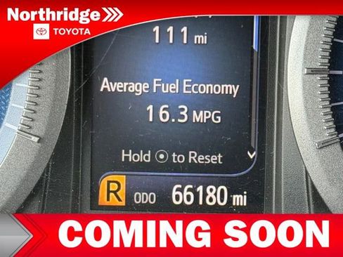 Used 2016 Toyota Sienna XLE Premium image 7