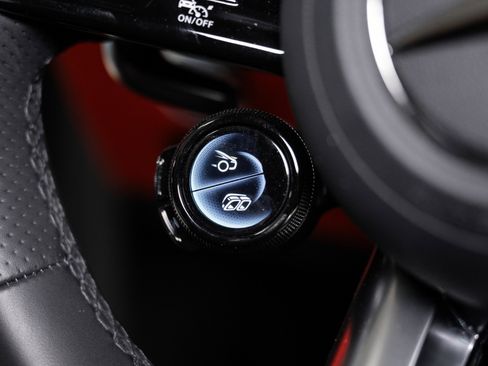 Used 2025 Mercedes-Benz AMG GT 63 image 47