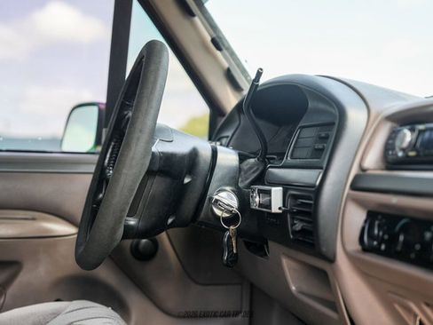 Used 1994 Ford Bronco Eddie Bauer AWD/4WD image 52
